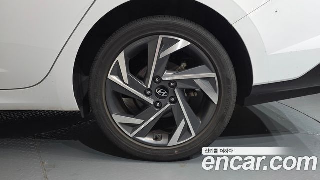 Hyundai AVANTE 2024 — photo 7