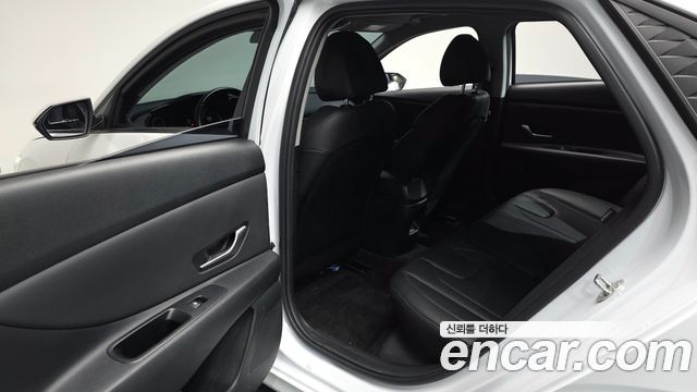 Hyundai AVANTE 2024 — photo 16