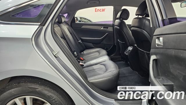 Hyundai Sonata 2015 — photo 12