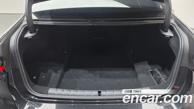 BMW 7-Series 2025 — photo 20