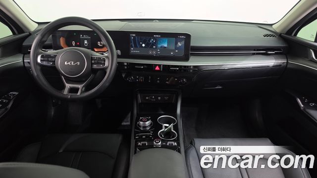 Kia K5 2025 — photo 10