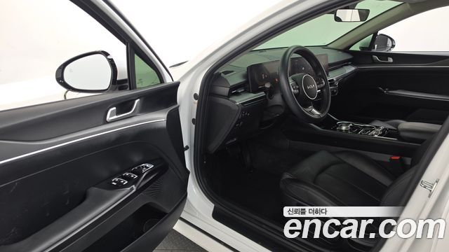 Kia K5 2025 — photo 13