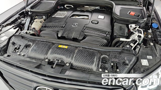 Mercedes-Benz GLS-Class 2024 — photo 6