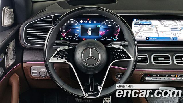 Mercedes-Benz GLS-Class 2024 — photo 19