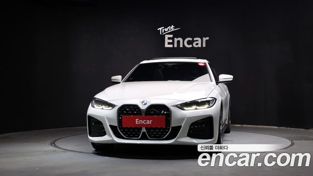 BMW i4 2022 — photo 3