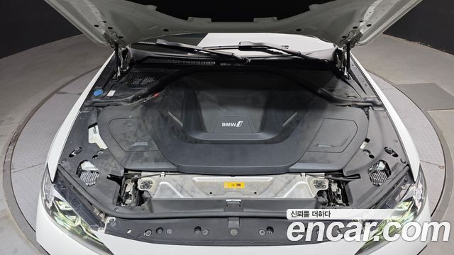 BMW i4 2022 — photo 6
