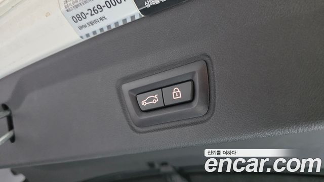 BMW i4 2022 — photo 36