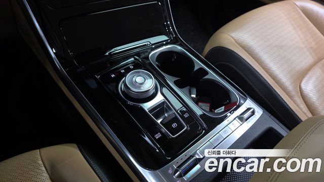 Kia Canival 2022 — photo 9
