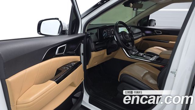 Kia Canival 2022 — photo 10
