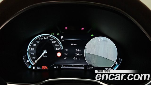 Genesis G80 2022 — photo 11