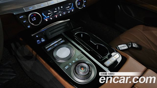 Genesis G80 2022 — photo 12