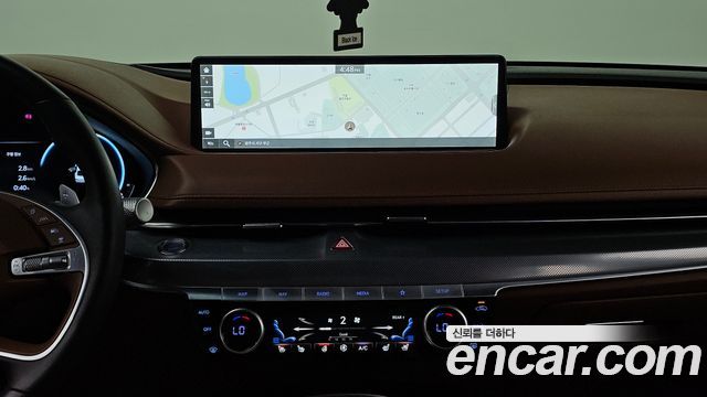Genesis G80 2022 — photo 20
