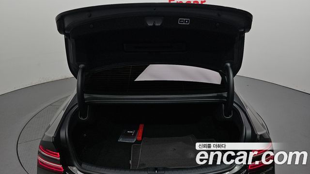 Genesis G80 2022 — photo 26
