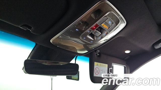 Genesis G80 2022 — photo 27