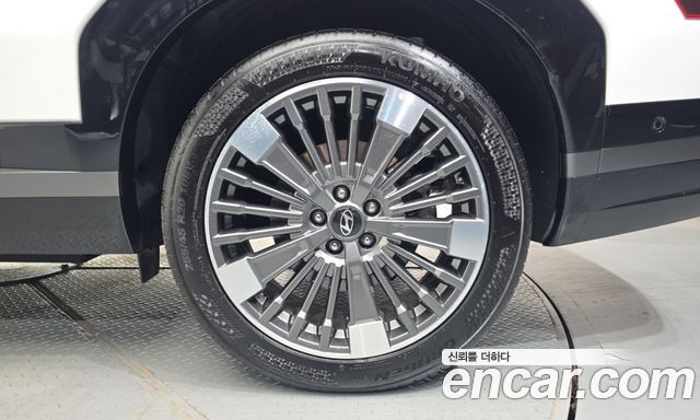 Hyundai Santafe 2025 — photo 7