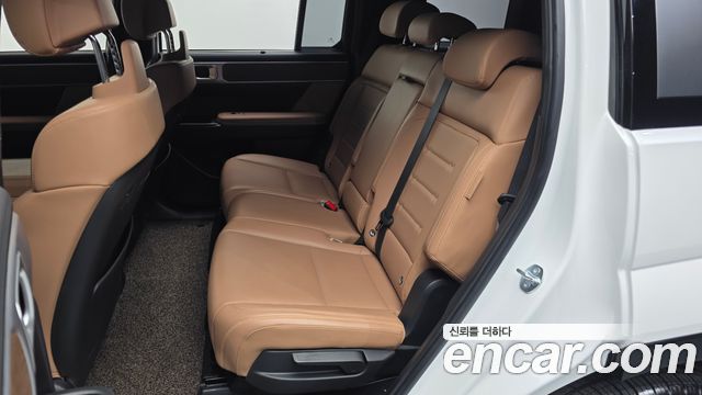 Hyundai Santafe 2025 — photo 16
