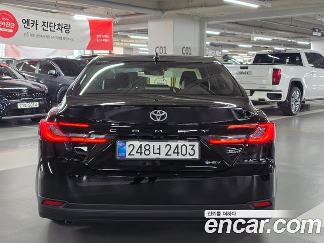 Toyota Camry 2026 — photo 6