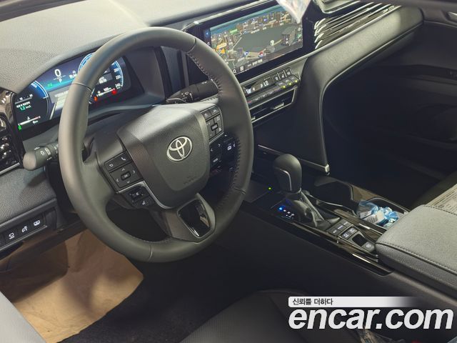 Toyota Camry 2026 — photo 8