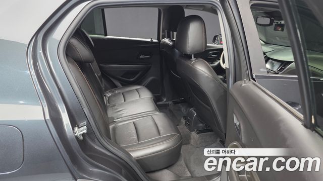 Chevrolet Korea Trax 2017 — photo 12