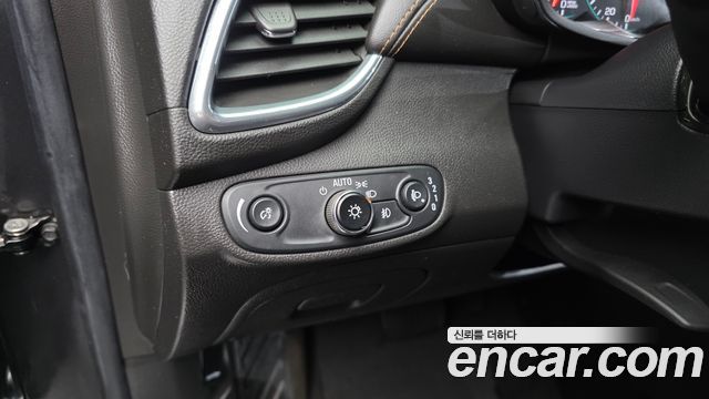 Chevrolet Korea Trax 2017 — photo 16