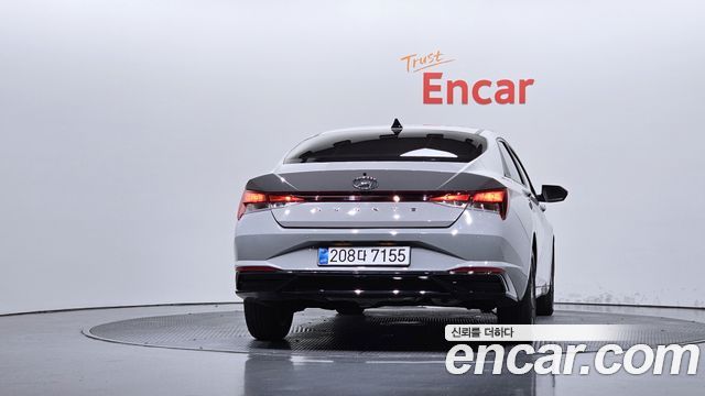 Hyundai AVANTE 2023 — photo 4