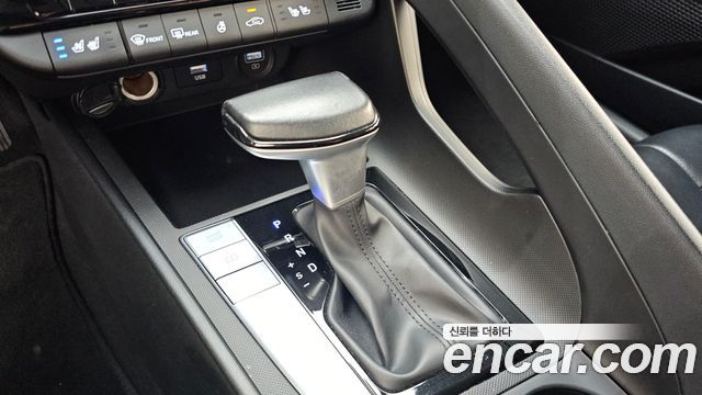 Hyundai AVANTE 2023 — photo 12