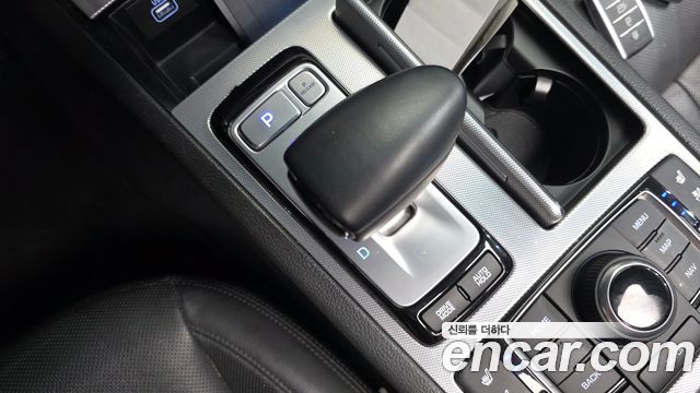 Genesis G80 2019 — photo 12