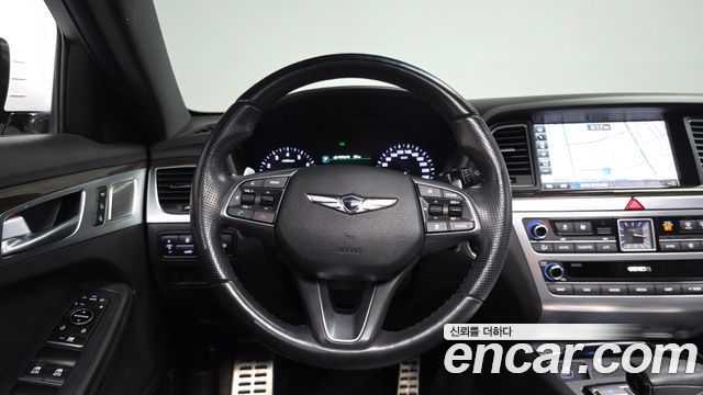 Genesis G80 2019 — photo 19