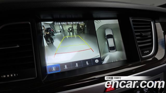 Genesis G80 2019 — photo 21