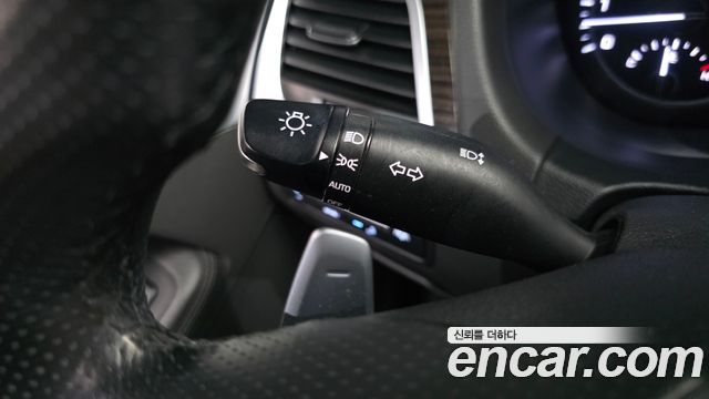 Genesis G80 2019 — photo 36
