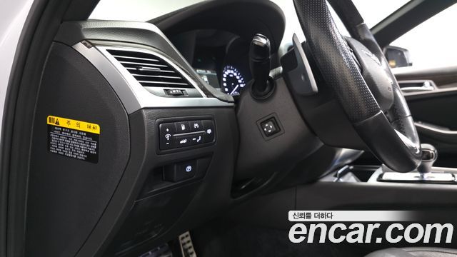 Genesis G80 2019 — photo 41
