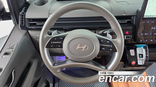 Hyundai Staria 2025 — photo 19