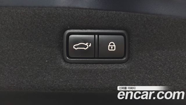 Genesis G90 2021 — photo 33