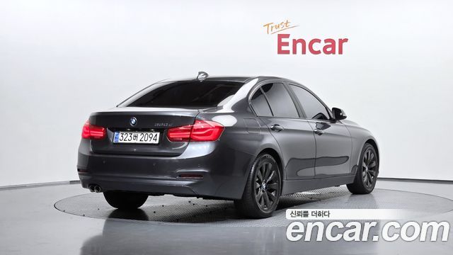 BMW 3-Series 2016 — photo 2