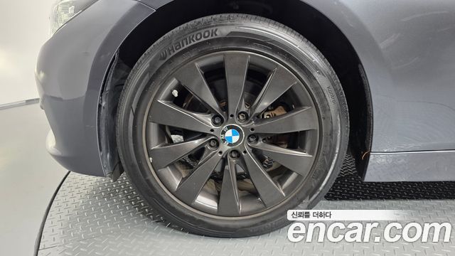 BMW 3-Series 2016 — photo 5