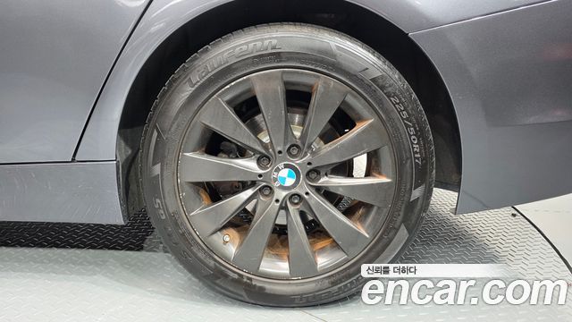 BMW 3-Series 2016 — photo 7