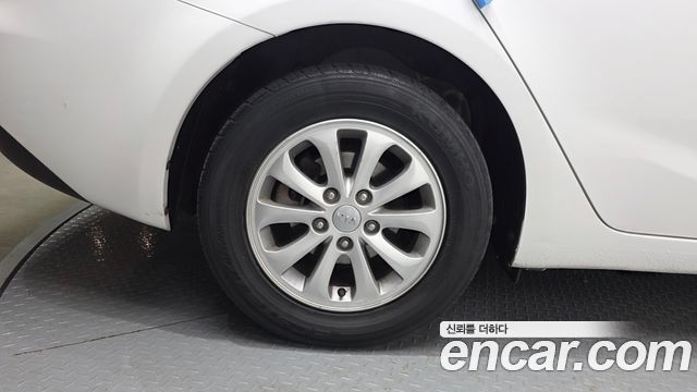 Kia K3 2015 — photo 5