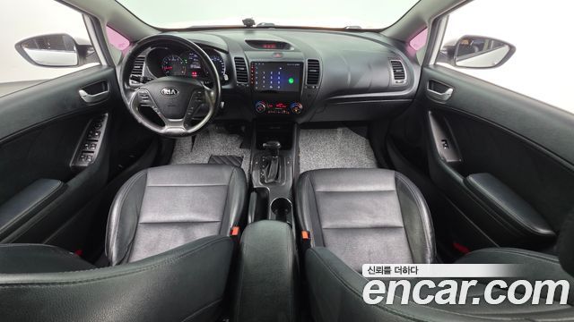 Kia K3 2015 — photo 7