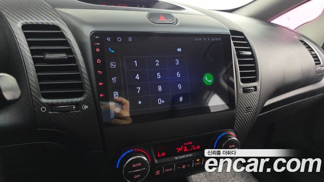 Kia K3 2015 — photo 14