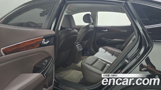 Kia K7 2016 — photo 12