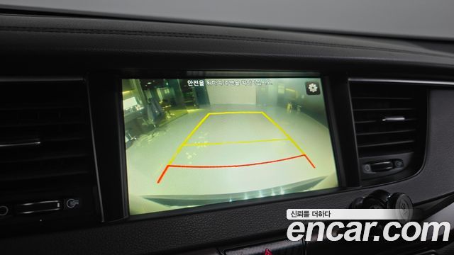 Kia K7 2016 — photo 16