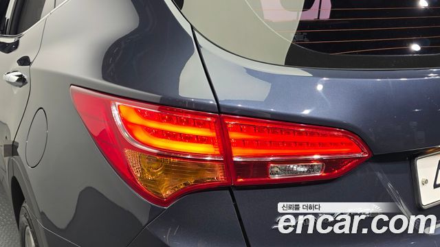Hyundai Santafe 2015 — photo 9