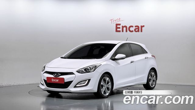 Hyundai i30 2014 — photo 1