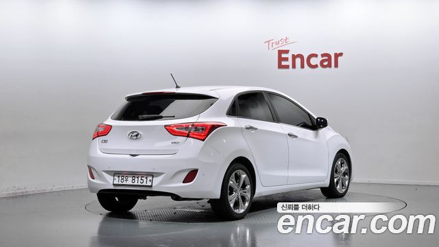 Hyundai i30 2014 — photo 2