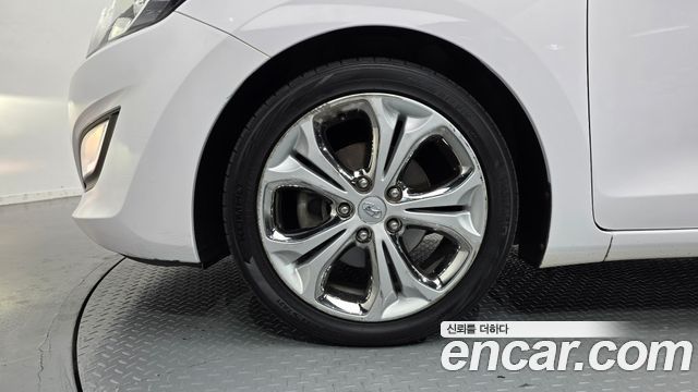 Hyundai i30 2014 — photo 5