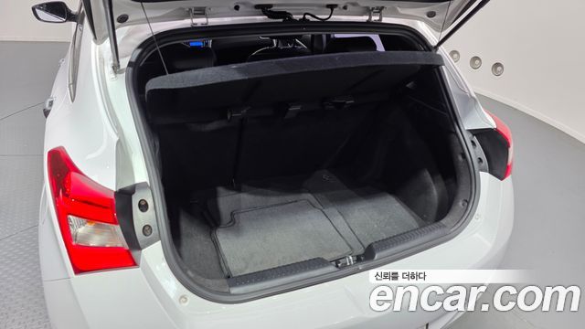 Hyundai i30 2014 — photo 20
