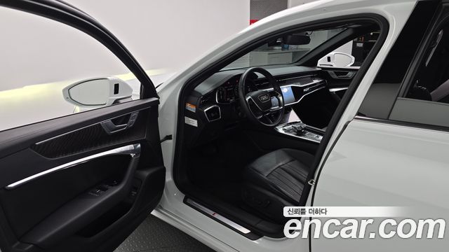 Audi A6 2022 — photo 13
