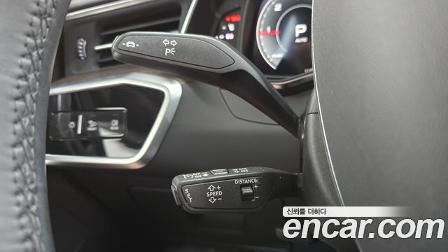 Audi A6 2022 — photo 26