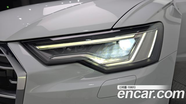 Audi A6 2022 — photo 8