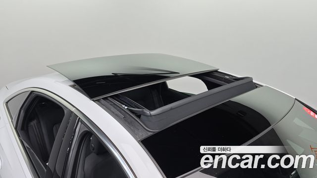 Audi A6 2022 — photo 28